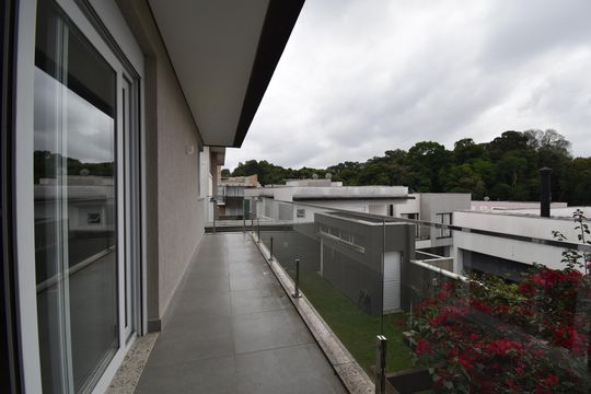 Varanda Suíte 1 de casa de condomínio à venda com 4 quartos, 411m² em Campo Comprido, Curitiba
