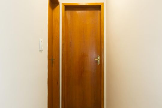 Corredor de casa à venda com 3 quartos, 72m² em Jardim Nossa Senhora do Carmo, São Paulo