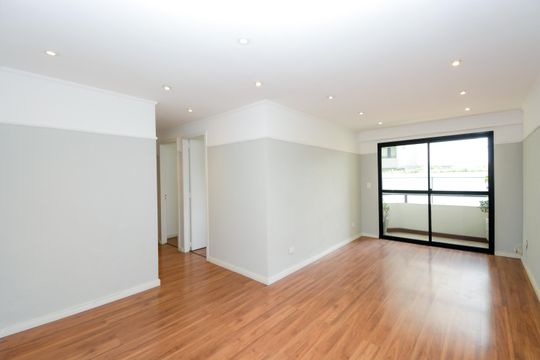 Apartamento para alugar com 3 quartos, 78m² em Vila Rosalia, Guarulhos