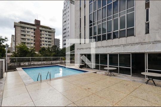 Área comum - Piscina de apartamento para alugar com 1 quarto, 92m² em Savassi, Belo Horizonte