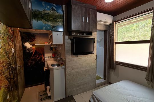 Kitnet/Studio para alugar com 1 quarto, 18m² em Cascata do Imbuí, Petrópolis