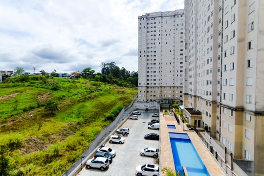 Vista da Sala de apartamento à venda com 2 quartos, 42m² em Jardim Gracinda, Guarulhos