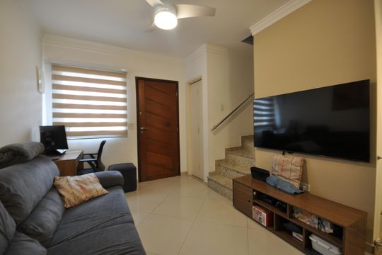 Sala de casa de condomínio à venda com 2 quartos, 60m² em Parada Inglesa, São Paulo