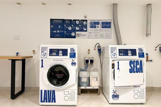 Área comum - Lavanderia de kitnet/studio para alugar com 1 quarto, 25m² em Cascatinha, Juiz de Fora