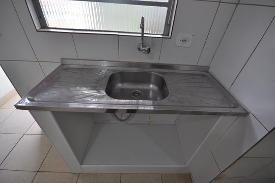 Sala/Cozinha de casa para alugar com 2 quartos, 65m² em Jardim Ataliba Leonel, São Paulo