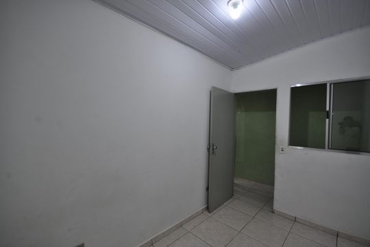 Quarto 2 de casa para alugar com 2 quartos, 65m² em Jardim Ataliba Leonel, São Paulo
