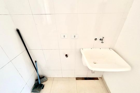 Área de Serviço de casa para alugar com 2 quartos, 45m² em Guaianases, São Paulo