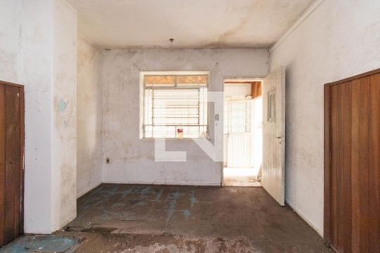 Casa à venda com 1 quarto, 702m² em Menino Deus, Porto Alegre