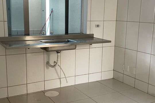 Cozinha de casa para alugar com 3 quartos, 320m² em Brasil, Uberlândia