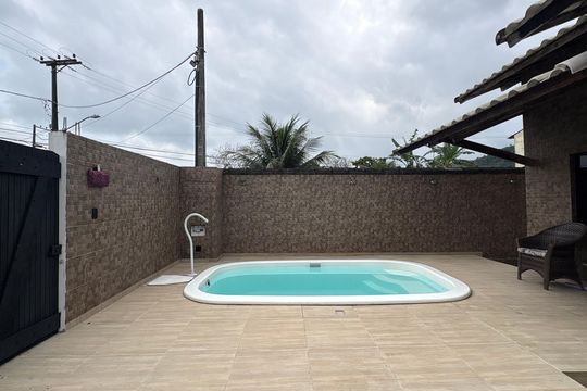 Casa para alugar com 2 quartos, 90m² em Vargem Pequena, Rio de Janeiro