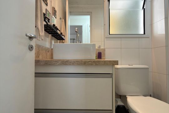 Banheiro Social de apartamento à venda com 2 quartos, 56m² em Jardim Iraja, São Bernardo do Campo