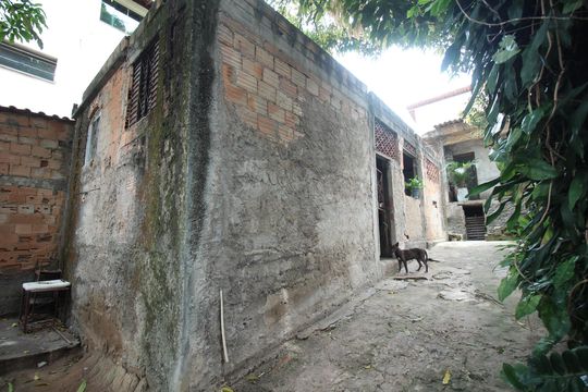 Quintal de casa à venda com 3 quartos, 90m² em Eldoradinho, Contagem