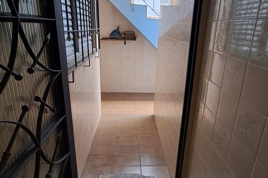 Área externa de casa à venda com 3 quartos, 105m² em Vila das Merces, São Paulo