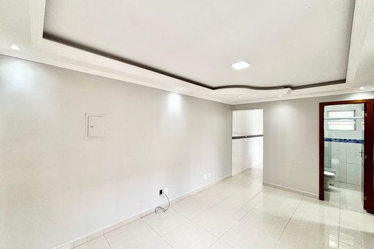 Sala de apartamento para alugar com 2 quartos, 60m² em Guaianases, São Paulo