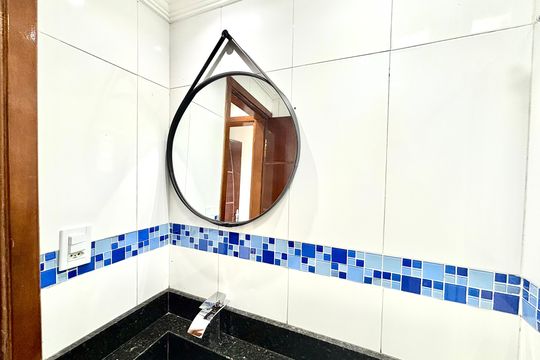 Banheiro de apartamento para alugar com 2 quartos, 60m² em Guaianases, São Paulo