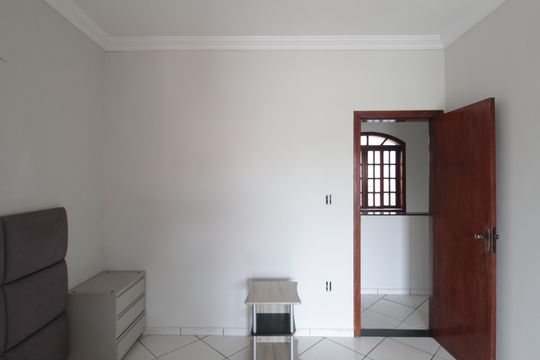 Suite de casa para alugar com 3 quartos, 150m² em Santa Monica, Belo Horizonte