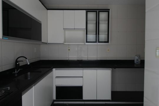 Cozinha de casa para alugar com 3 quartos, 150m² em Santa Monica, Belo Horizonte