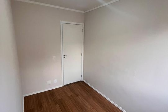 Quarto 2 de apartamento para alugar com 2 quartos, 34m² em Jardim Germania, São Paulo