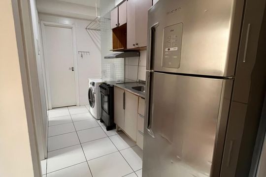 Cozinha de apartamento para alugar com 2 quartos, 34m² em Jardim Germania, São Paulo