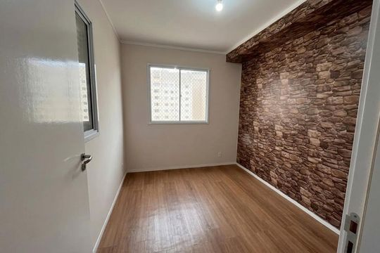 Quarto 1 de apartamento para alugar com 2 quartos, 34m² em Jardim Germania, São Paulo