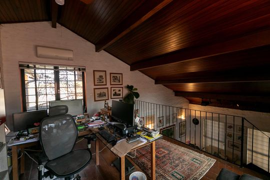 ESCRITÓRIO de casa para alugar com 4 quartos, 262m² em Vila Nogueira, Campinas