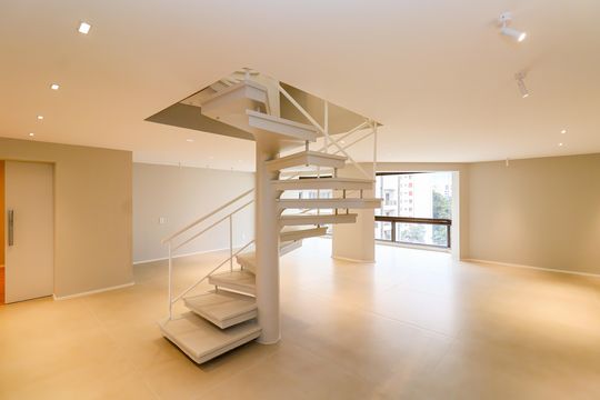 Apartamento para alugar com 4 quartos, 309m² em Paraisópolis, São Paulo