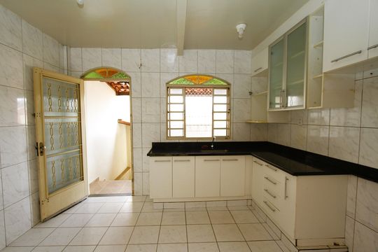 Cozinha de casa para alugar com 5 quartos, 365m² em Jardim America, Belo Horizonte