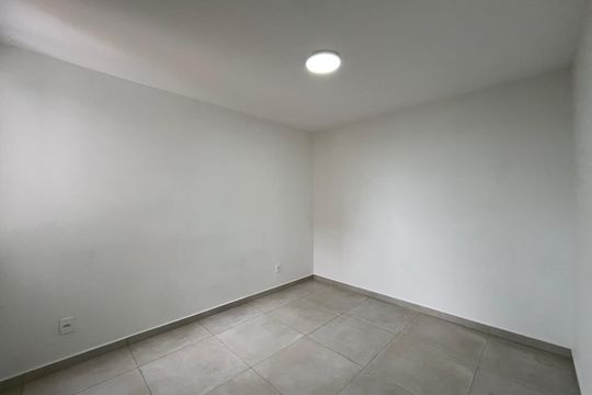 Quarto de apartamento para alugar com 1 quarto, 33m² em Vila Santa Edwiges, São Paulo