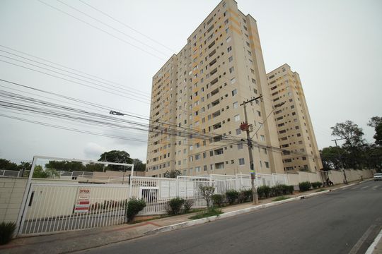 Fachada de apartamento para alugar com 2 quartos, 68m² em Monte Castelo, Contagem