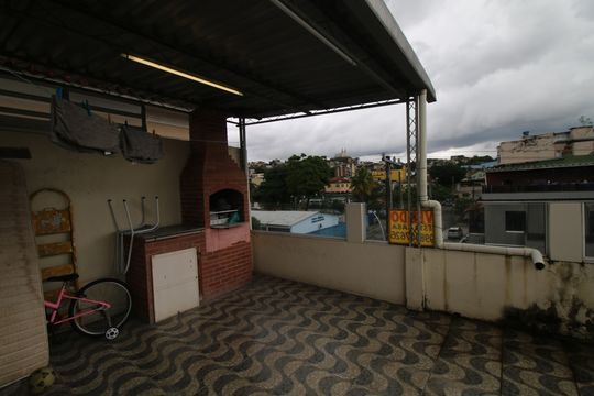 Terraço - Churrasqueira de casa à venda com 4 quartos, 110m² em Olaria, Rio de Janeiro