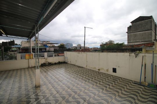 Terraço de casa à venda com 4 quartos, 110m² em Olaria, Rio de Janeiro