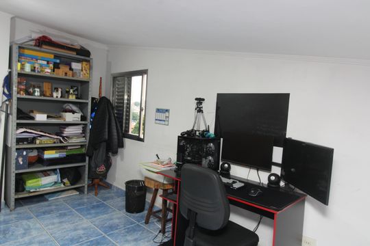 Quarto 1 de casa à venda com 5 quartos, 180m² em Jardim Santa Maria, São Paulo