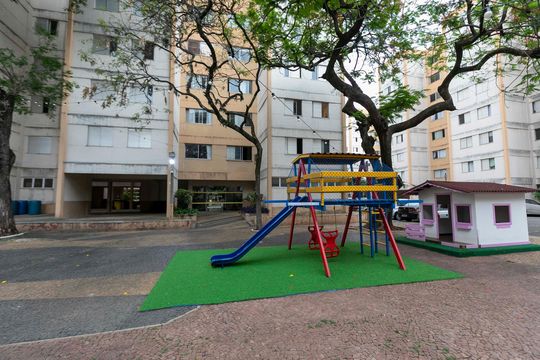 PLAYGROUND de apartamento para alugar com 1 quarto, 65m² em Taquaral, Campinas