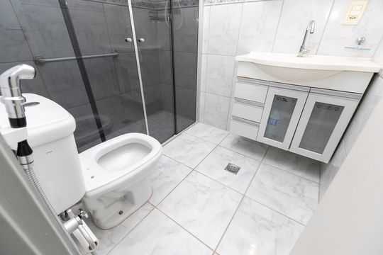 BANHEIRO de apartamento para alugar com 1 quarto, 65m² em Taquaral, Campinas