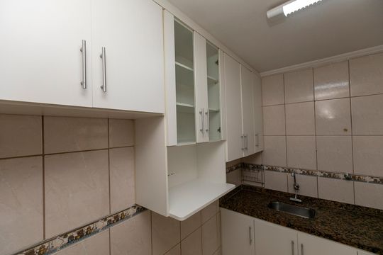 COZINHA de apartamento para alugar com 1 quarto, 65m² em Taquaral, Campinas
