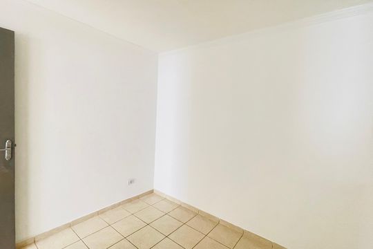 Quarto  de apartamento para alugar com 2 quartos, 42m² em Lajeado, Cotia