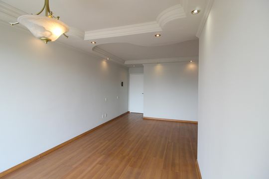 Sala de apartamento para alugar com 3 quartos, 90m² em Cidade São Francisco, São Paulo