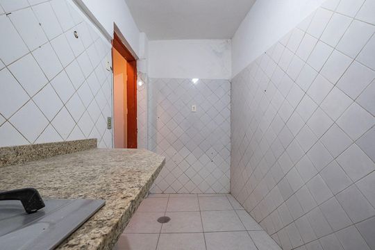 Cozinha de casa para alugar com 5 quartos, 112m² em Pinheiros, São Paulo