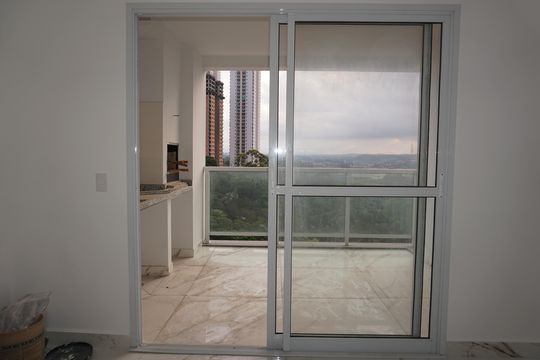 Apartamento para alugar com 4 quartos, 133m² em Jardim Santa Barbara, Embu das Artes