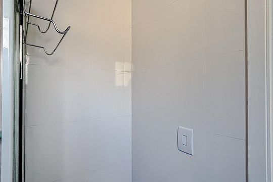 Banheiro de apartamento para alugar com 2 quartos, 39m² em Vila Azevedo, São Paulo