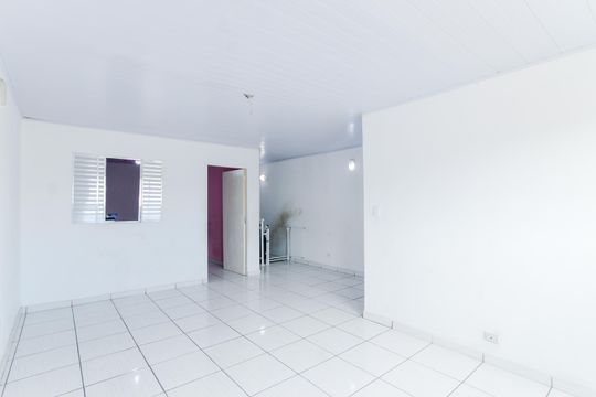 Quarto 1  de casa para alugar com 3 quartos, 90m² em Parque Santos Dumont, Guarulhos