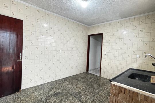 Casa para alugar com 1 quarto, 30m² em Condomínio Maracanã, Santo André
