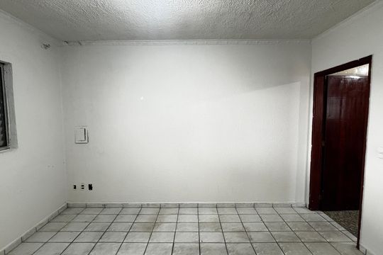 Quarto de casa para alugar com 1 quarto, 30m² em Condomínio Maracanã, Santo André