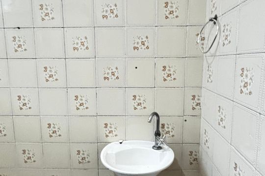 Banheiro de casa para alugar com 1 quarto, 30m² em Condomínio Maracanã, Santo André