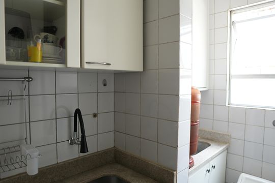 Apartamento à venda com 3 quartos, 60m² em Buritis, Belo Horizonte
