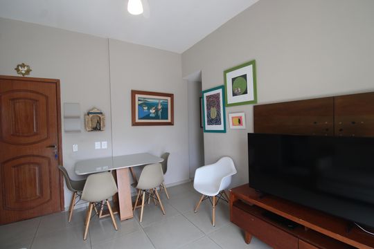Sala de apartamento para alugar com 2 quartos, 60m² em Pechincha, Rio de Janeiro