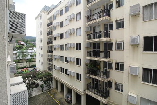 Sala - Vista de apartamento à venda com 2 quartos, 68m² em Freguesia (jacarepaguá), Rio de Janeiro