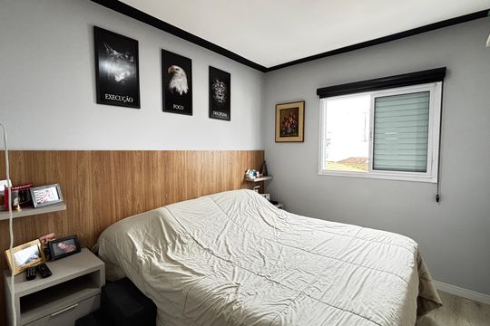 Suite de apartamento à venda com 3 quartos, 199m² em Vila Scarpelli, Santo André