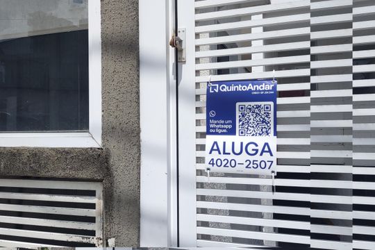 Placa de apartamento para alugar com 2 quartos, 43m² em Santa Maria, São Caetano do Sul