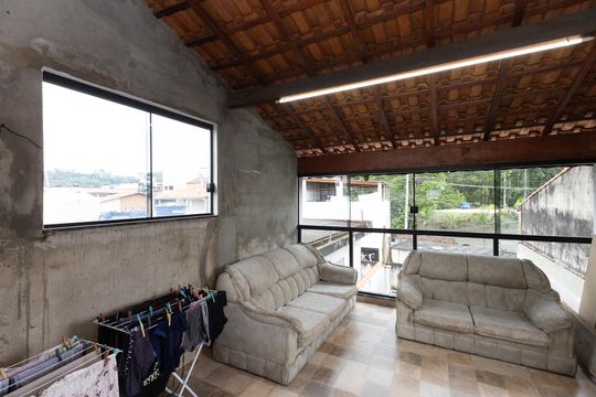 Varanda de casa à venda com 4 quartos, 220m² em Tremembé, São Paulo